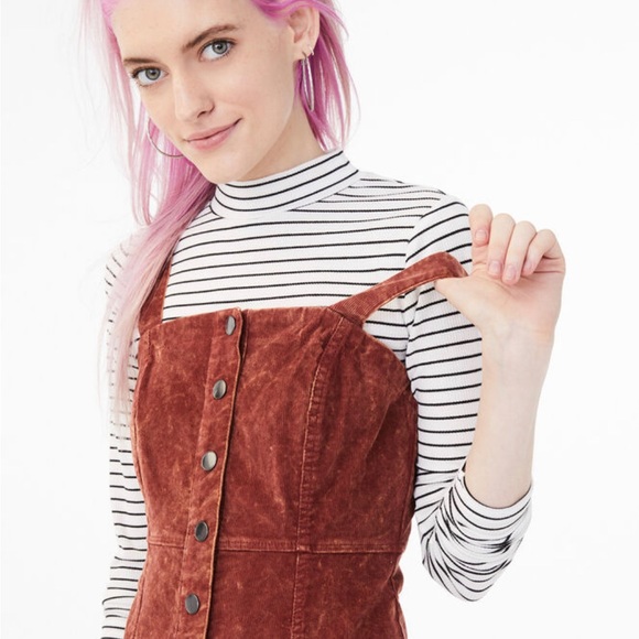 Aeropostal buttoned front  corduroy overall dress size small - Picture 2 of 16